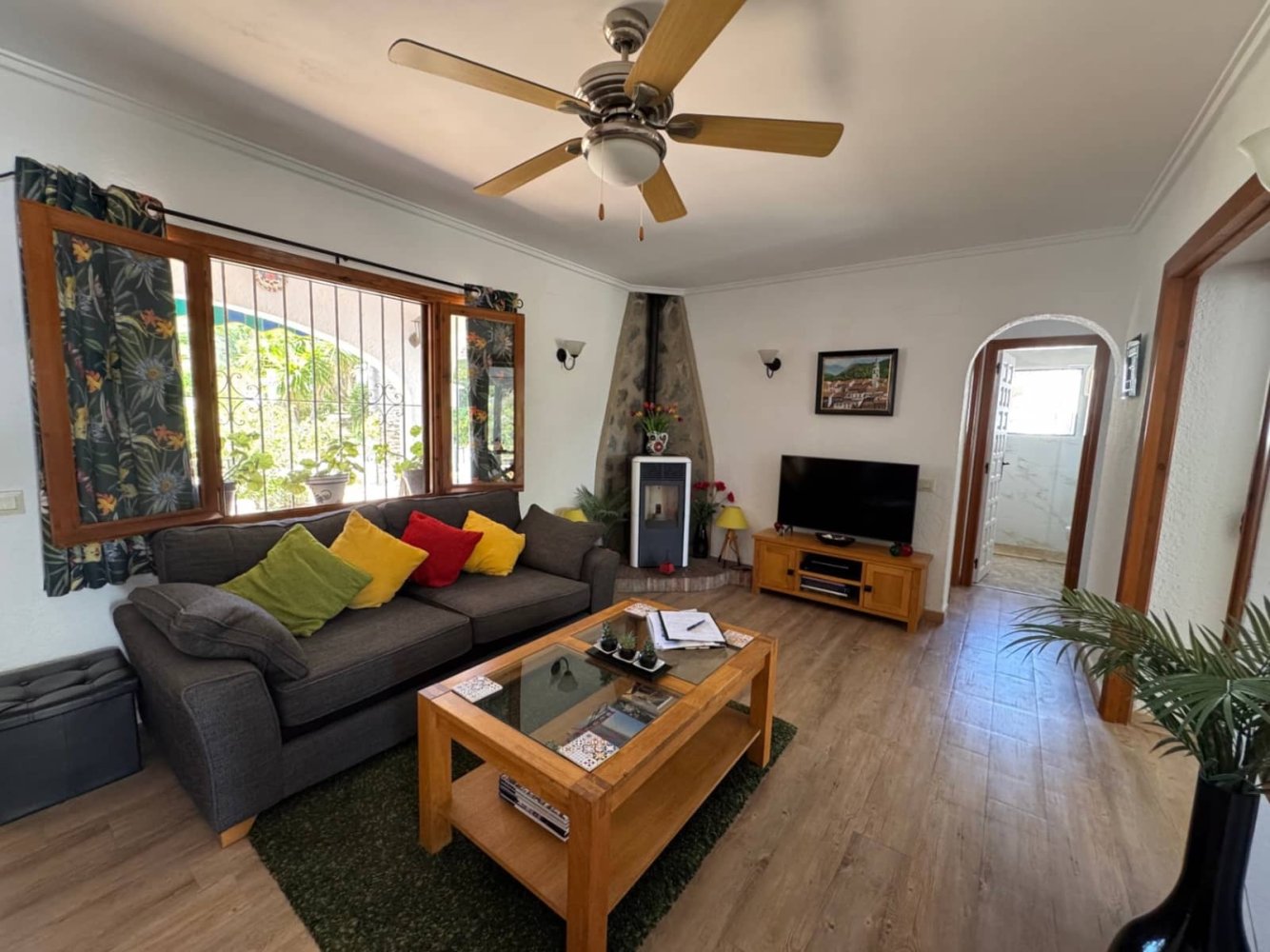 Bungalow de 2 dormitorios en Moraira, Spain No. 209017