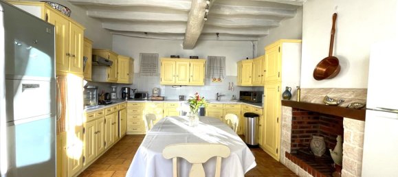 3 bedrooms House in Neuil, France No. 93061 7