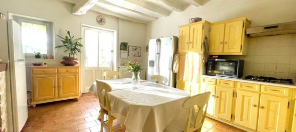 3 bedrooms House in Neuil, France No. 93061 8