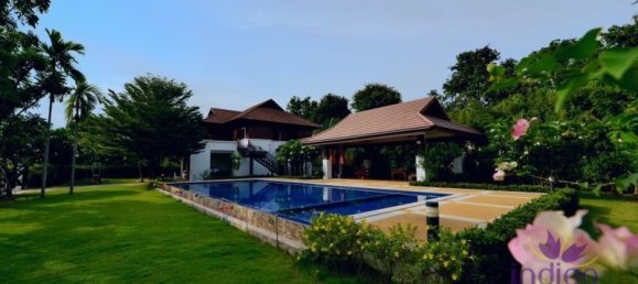 4 bedrooms House in Chiang Mai, Thailand No. 27199 4