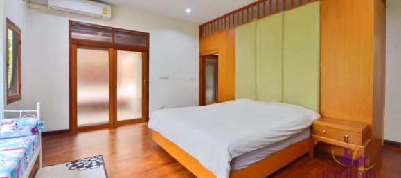 4 bedrooms House in Chiang Mai, Thailand No. 27199 12