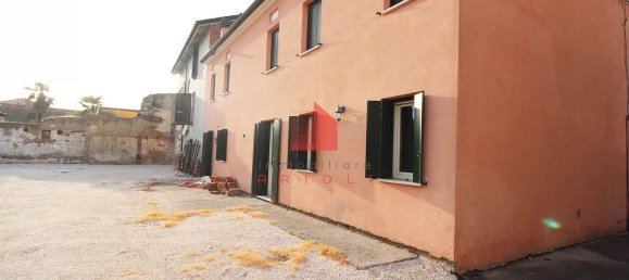 Casa de 3 divisões em Ostiglia, Italy N.º 167450 12