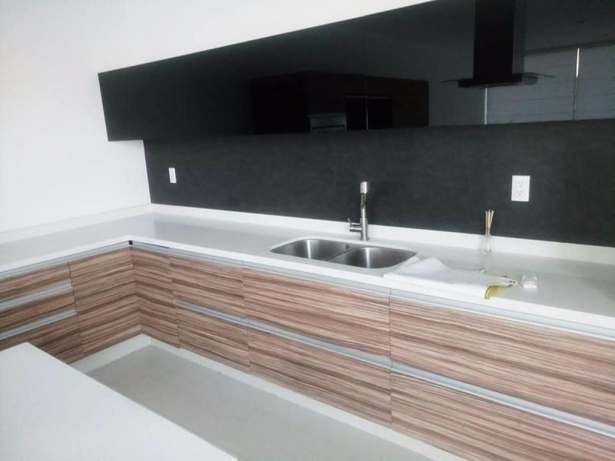 Casa de 3 dormitorios en Querétaro, Mexico No. 172403