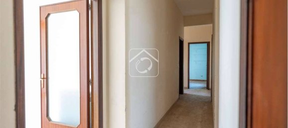 Квартира с 3 спальнями в Реджо Калабрия, Италия № 273498 6