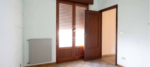 Квартира с 3 спальнями в Реджо Калабрия, Италия № 273498 23