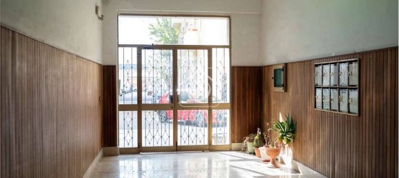 Квартира с 3 спальнями в Реджо Калабрия, Италия № 273498 3