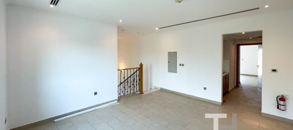 3 bedrooms Villa in Jumeirah Park, UAE No. 28493 8