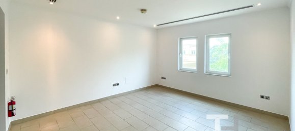 3 bedrooms Villa in Jumeirah Park, UAE No. 28493 7