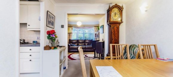 3 Schlafzimmer Haus in South Croydon, United Kingdom, Nr. 8103 13