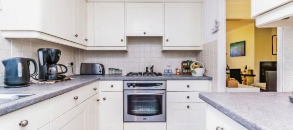 3 Schlafzimmer Haus in South Croydon, United Kingdom, Nr. 8103 2