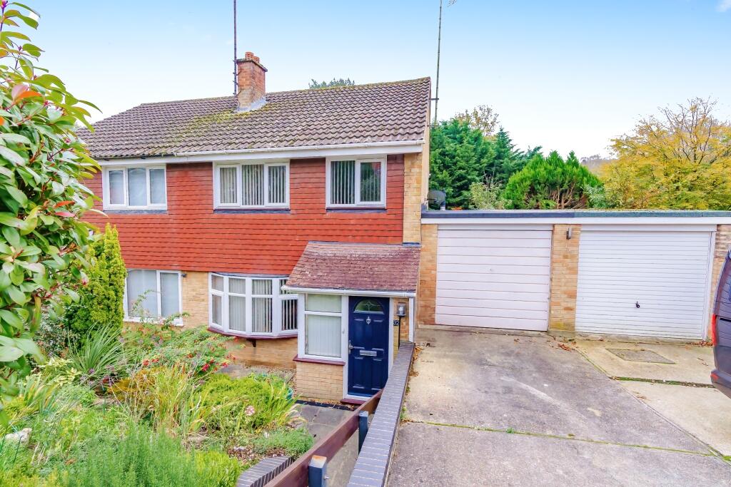 3 Schlafzimmer Haus in South Croydon, United Kingdom, Nr. 8103