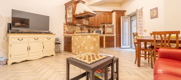 3-salle Appartement à Rome, Italy No. 17886 10