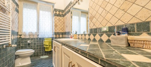 3-salle Appartement à Rome, Italy No. 17886 26