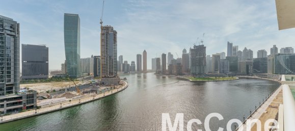 2 bedrooms Apartment in Business Bay, UAE No. 34382 4