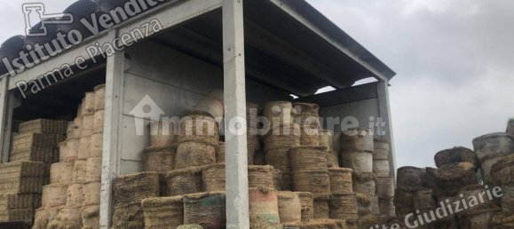 5 rooms House in Montechiarugolo, Italy No. 14512 16