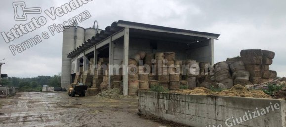 5 rooms House in Montechiarugolo, Italy No. 14512 9