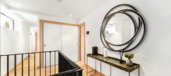 3 bedrooms Apartment in London, United Kingdom No. 3095 13