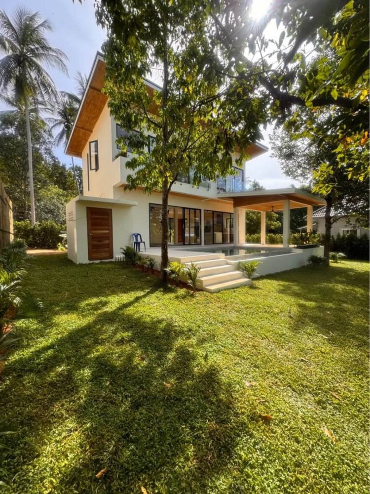 Villa T2 em Surat Thani, Thailand N.º 58445
