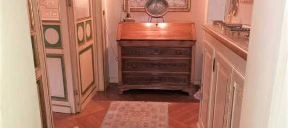 5 bedrooms Apartment in Livorno, Italy No. 220526 39