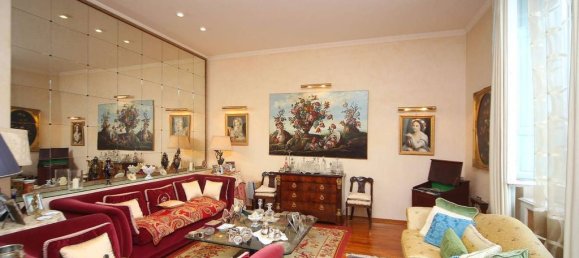 5 bedrooms Apartment in Livorno, Italy No. 220526 32