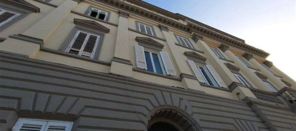 5 bedrooms Apartment in Livorno, Italy No. 220526 42