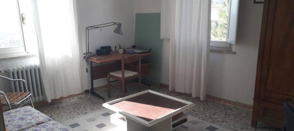 5 rooms Apartment in Osimo, Italy No. 17774 8
