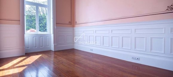 1274m² Building in Porto, Portugal No. 49013 11