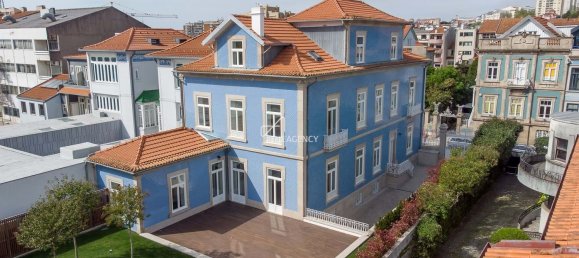 1274m² Building in Porto, Portugal No. 49013 37