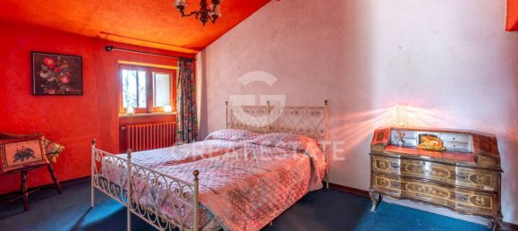 5 bedrooms House in Campello sul Clitunno, Italy No. 178522 21