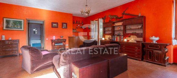 5 bedrooms House in Campello sul Clitunno, Italy No. 178522 13