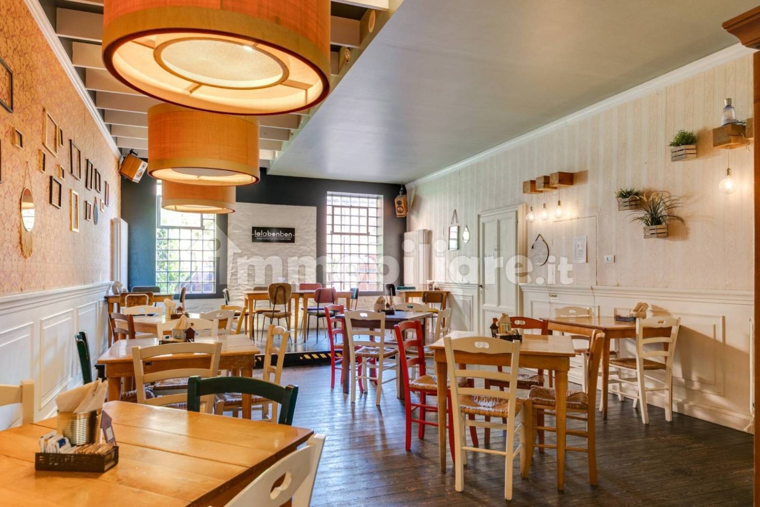 4-Zimmer Gewerbliche Immobilie in Cesena, Italy, Nr. 166971