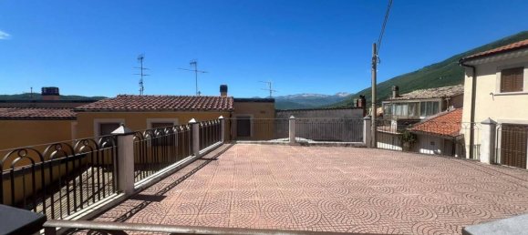 3-salle Appartement à Castel di Sangro, Italy No. 119354 18