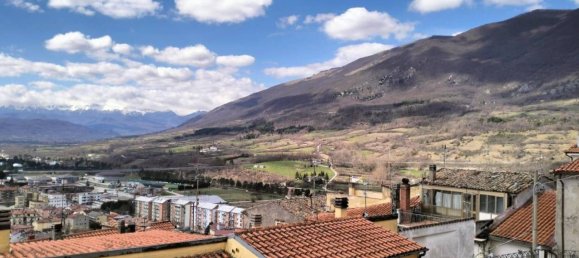 3-salle Appartement à Castel di Sangro, Italy No. 119354 2