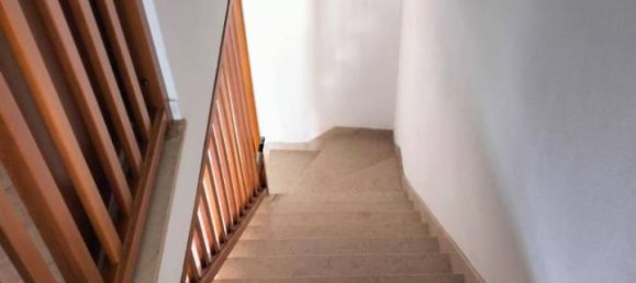 3-salle Appartement à Castel di Sangro, Italy No. 119354 4