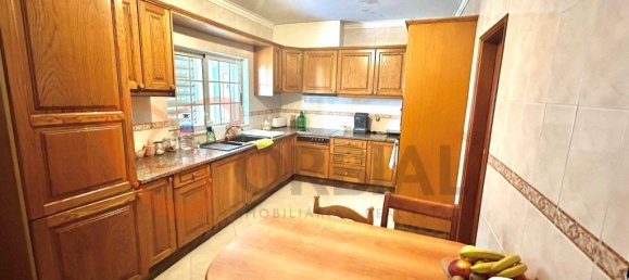 4 bedrooms House in Ferreiras, Portugal No. 88713 2