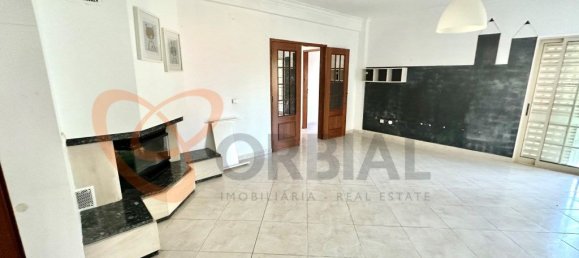 4 bedrooms House in Ferreiras, Portugal No. 88713 3