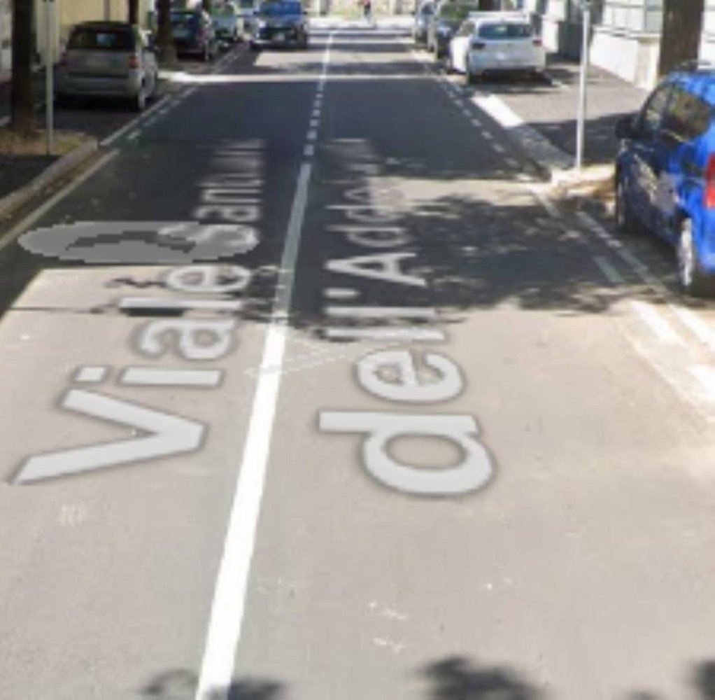 Коммерческая недвижимость с 1 комнатой в Бергамо, Италия № 302209