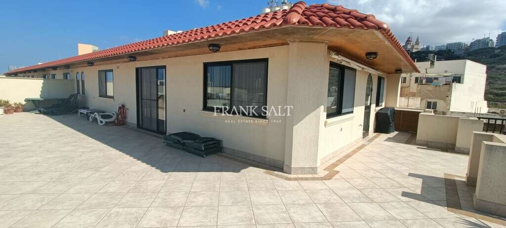 Ático de 3 dormitorios en Mellieha, Malta No. 7753