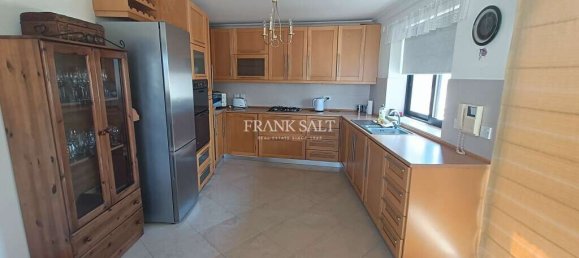 Ático de 3 dormitorios en Mellieha, Malta No. 7753 8