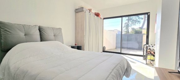 4 Schlafzimmer Villa in Lunel, France, Nr. 297663 2