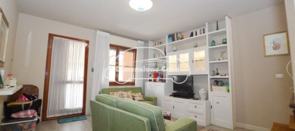 6 rooms House in Lucca, Italy No. 288225 4