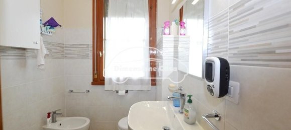 6 rooms House in Lucca, Italy No. 288225 24