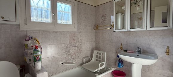 Casa T3 em Saint-Andre-les-Vergers, France N.º 253986 6