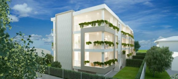 4 rooms Apartment in Latina, Italy No. 37376 2