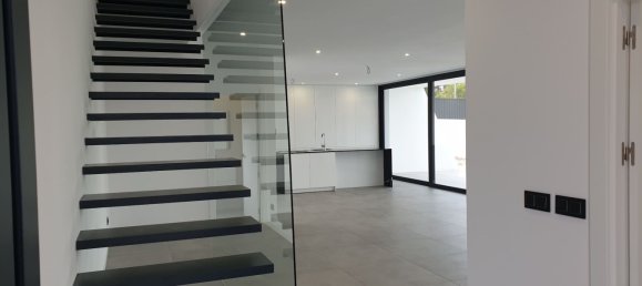 4 bedrooms Villa in Calpe, Spain No. 11851 4