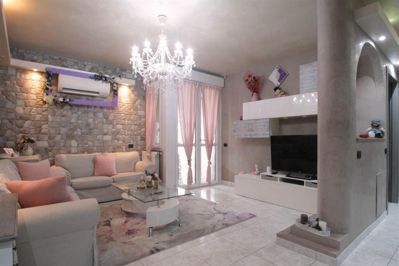 Квартира с 3 комнатами в Фара Джера д’Адда, Италия № 155491