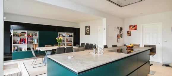 4 bedrooms House in Tonbridge, United Kingdom No. 10392 3