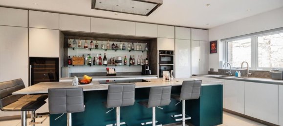 4 bedrooms House in Tonbridge, United Kingdom No. 10392 5