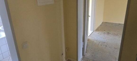 Apartamento de 2 habitaciónes en Dusseldorf, Germany No. 8997 3