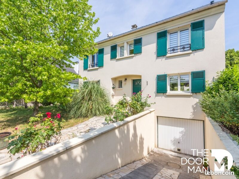 4 bedrooms House in Argenteuil, France No. 330706